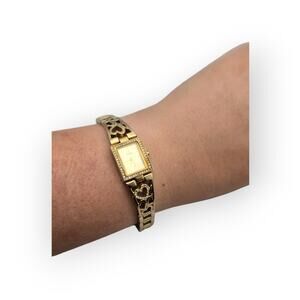 Guess Gold Tone Heart Link Women’s Watch Square Crystal Bezel Bracelet Style